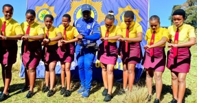 Zibe Yimpumelelo Ezemidlalo Ebezihlelelwe Ukulwisana Nobugebengu Entsheni, eKranskop Zibe Yimpumelelo Ezemidlalo Ebezihlelelwe Ukulwisana Nobugebengu Entsheni, eKranskop